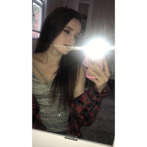 Meet your Posher, Ari